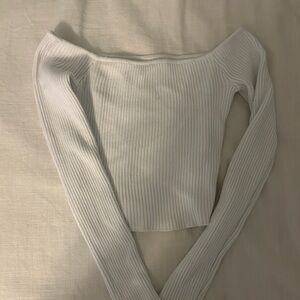 hollister long sleeve sweater